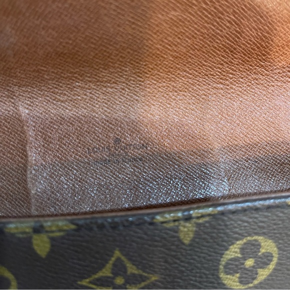 Vintage Louis Vuitton Crossbody - Picture 4 of 8